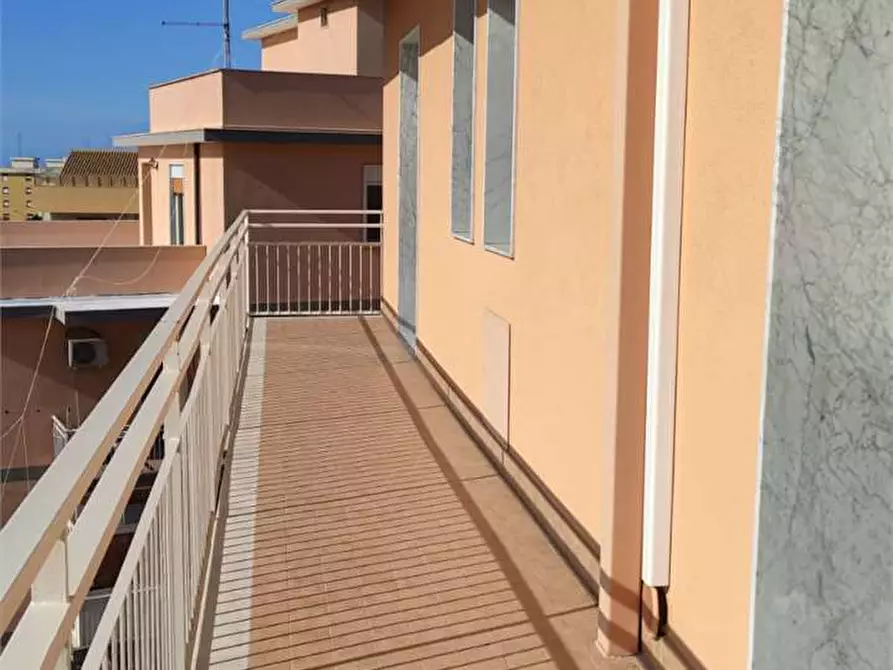 Immagine 1 di Appartamento in affitto  a Siracusa