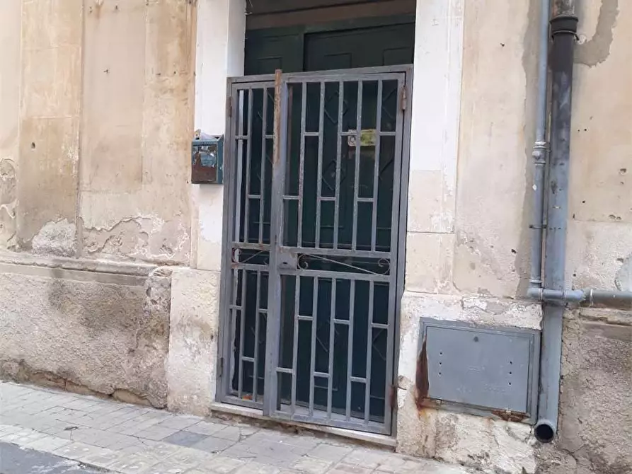 Immagine 2 di Casa indipendente in vendita  a Siracusa