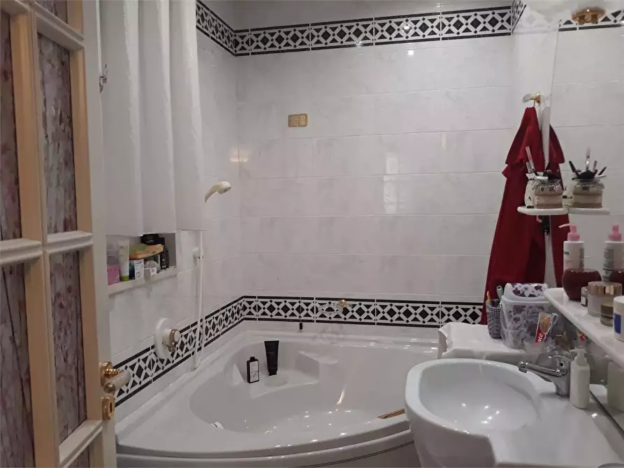 Immagine 17 di Appartamento in vendita  a Siracusa