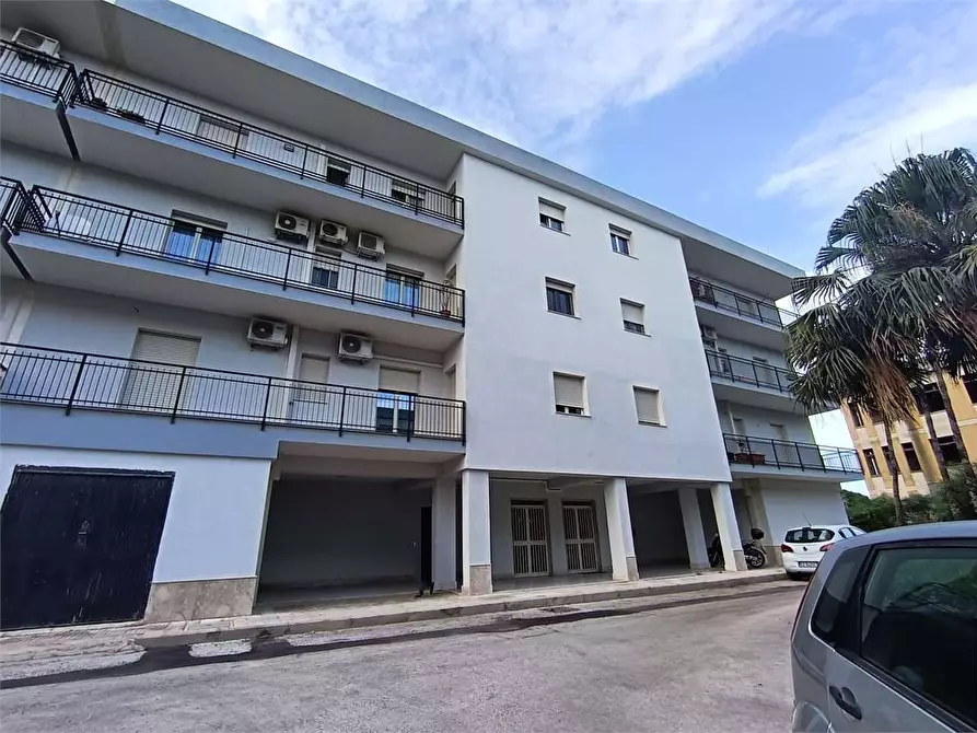 Immagine 2 di Appartamento in vendita  a Siracusa