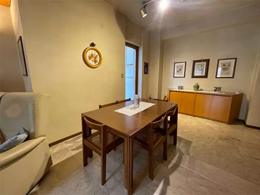 Immagine 16 di Appartamento in vendita  in via papa stefano IV 1 a Siracusa