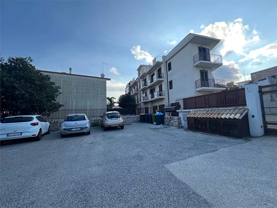 Immagine 21 di Appartamento in vendita  a Siracusa