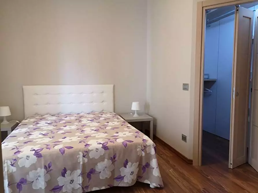 Immagine 12 di Appartamento in affitto  a Siracusa