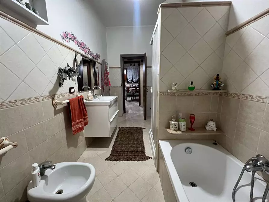 Immagine 9 di Appartamento in vendita  in via serpotta 1 a Siracusa