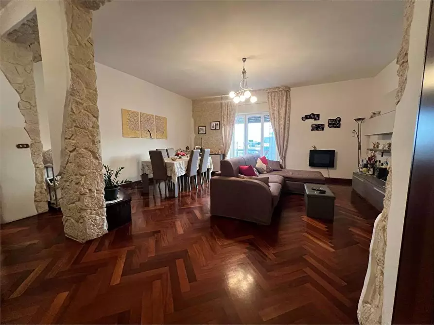 Immagine 9 di Appartamento in vendita  a Siracusa