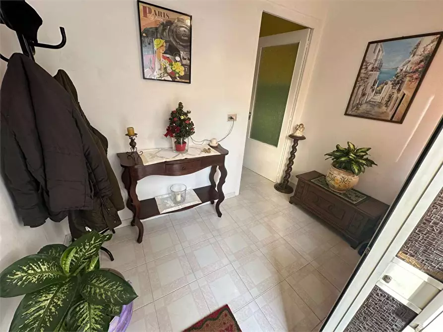 Immagine 2 di Casa indipendente in vendita  a Floridia