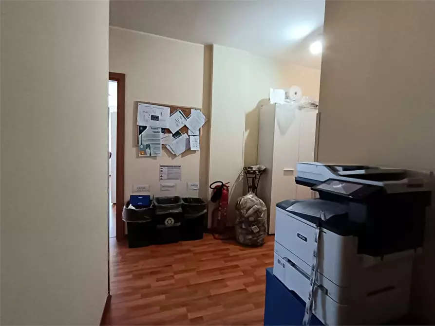 Immagine 5 di Ufficio in affitto  a Siracusa
