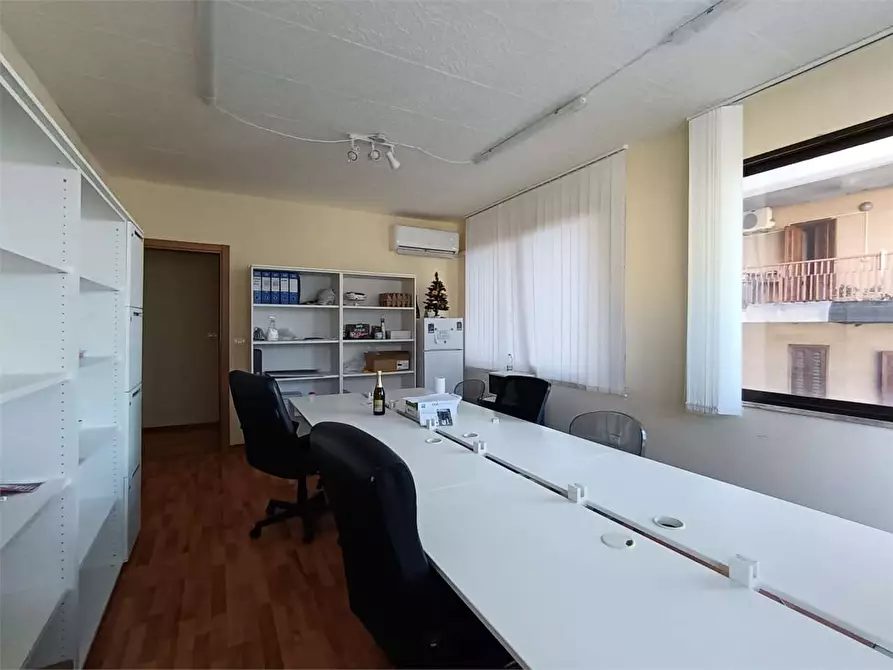 Immagine 10 di Ufficio in affitto  in viale teracati 1 a Siracusa
