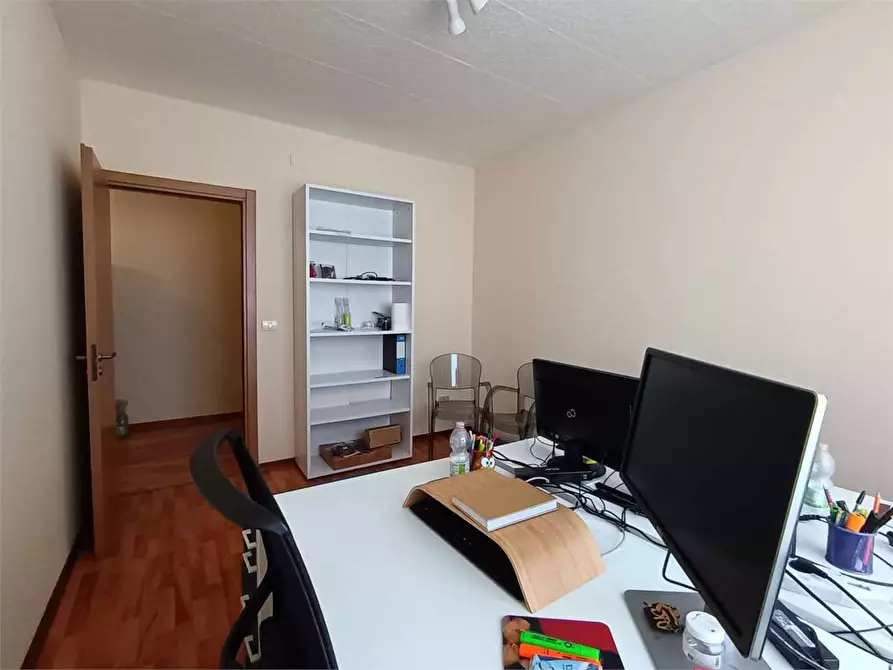 Immagine 17 di Ufficio in affitto  in viale teracati 1 a Siracusa