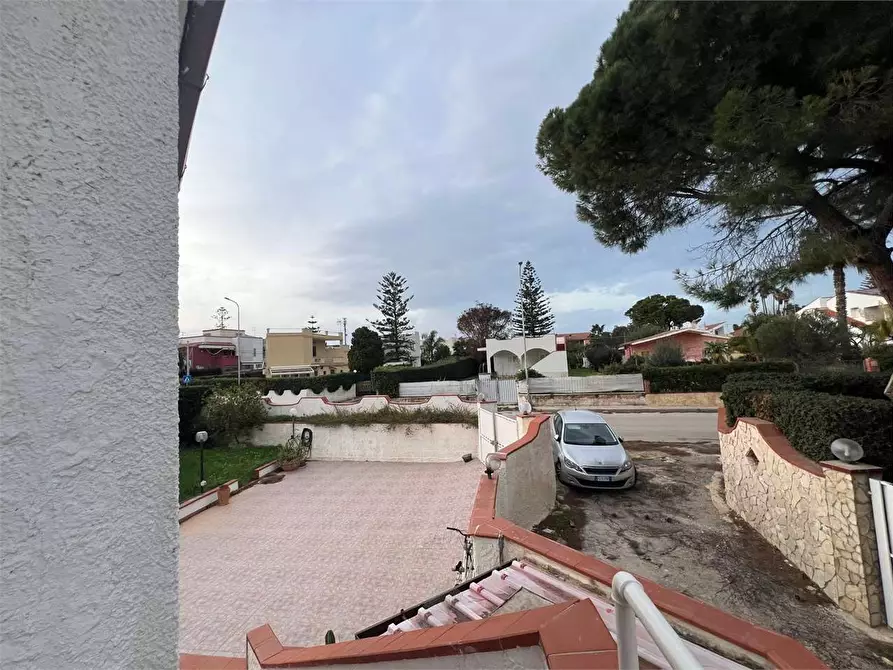 Immagine 33 di Villa in vendita  a Siracusa