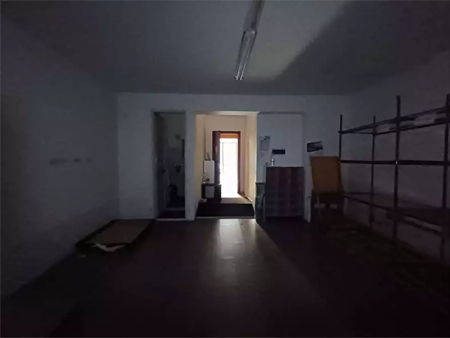 Immagine 5 di Negozio in affitto  in via aristofane 1 a Siracusa