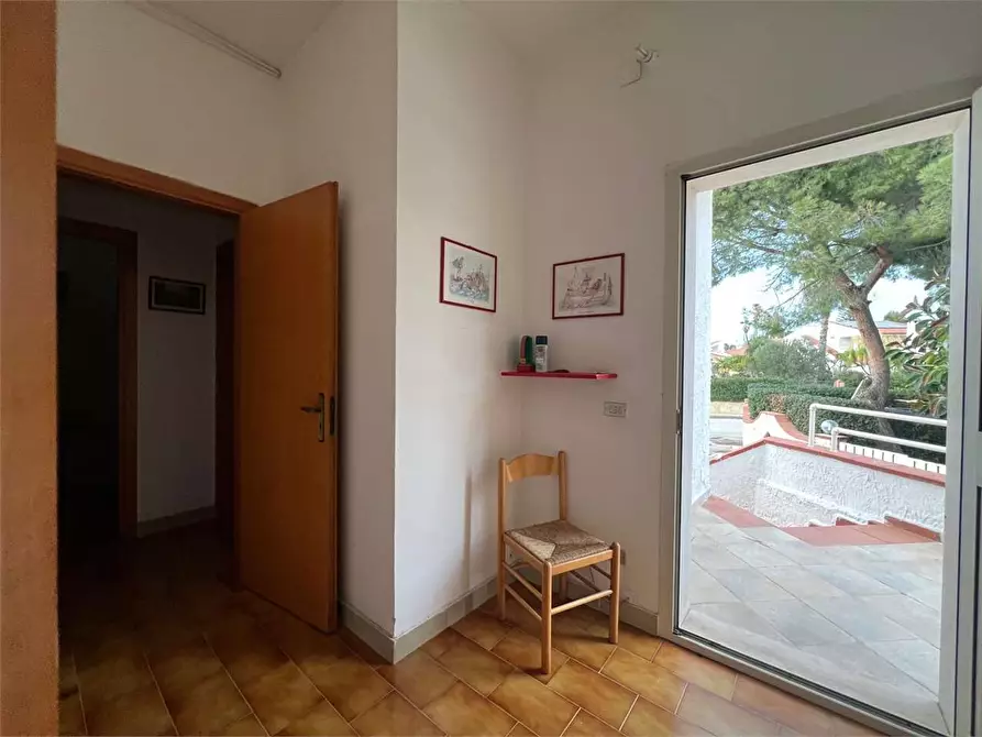 Immagine 12 di Villa in vendita  in viale dei lidi 1 a Siracusa