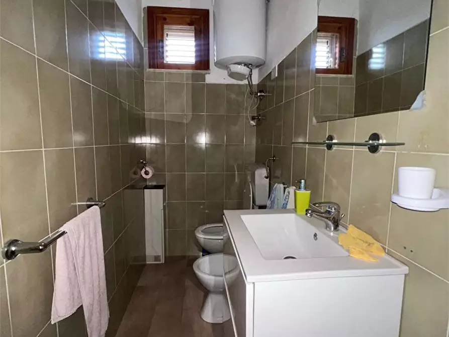 Immagine 19 di Villa in vendita  in viale dei lidi 1 a Siracusa