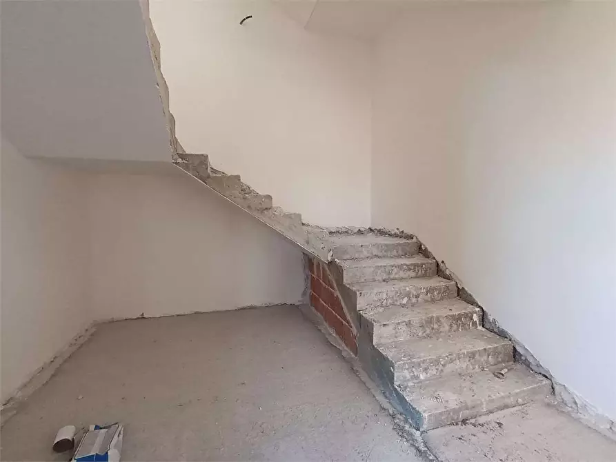 Immagine 8 di Casa bifamiliare in vendita  in via sparviero 1 a Siracusa