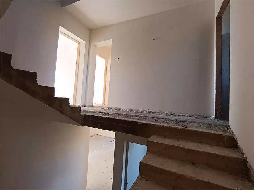 Immagine 10 di Casa bifamiliare in vendita  in via dello sparviero 1 a Siracusa