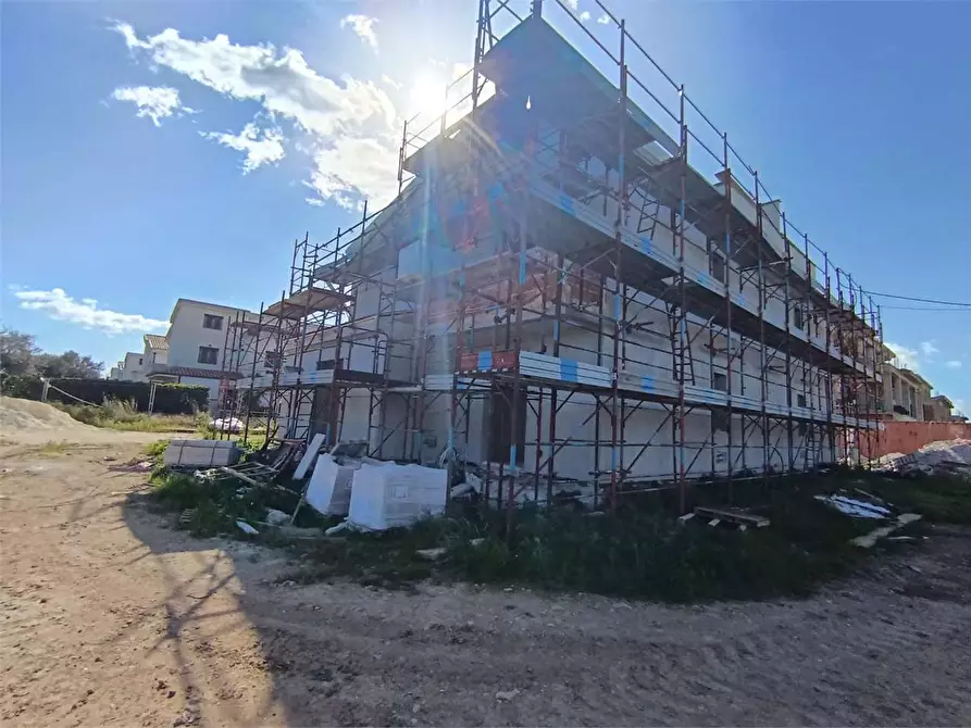 Immagine 5 di Villa in vendita  a Siracusa