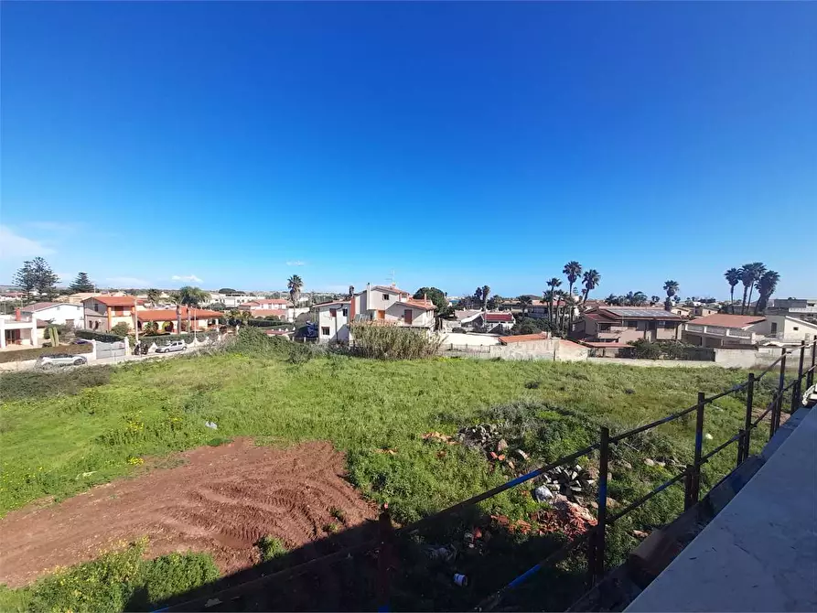 Immagine 1 di Villa in vendita  a Siracusa