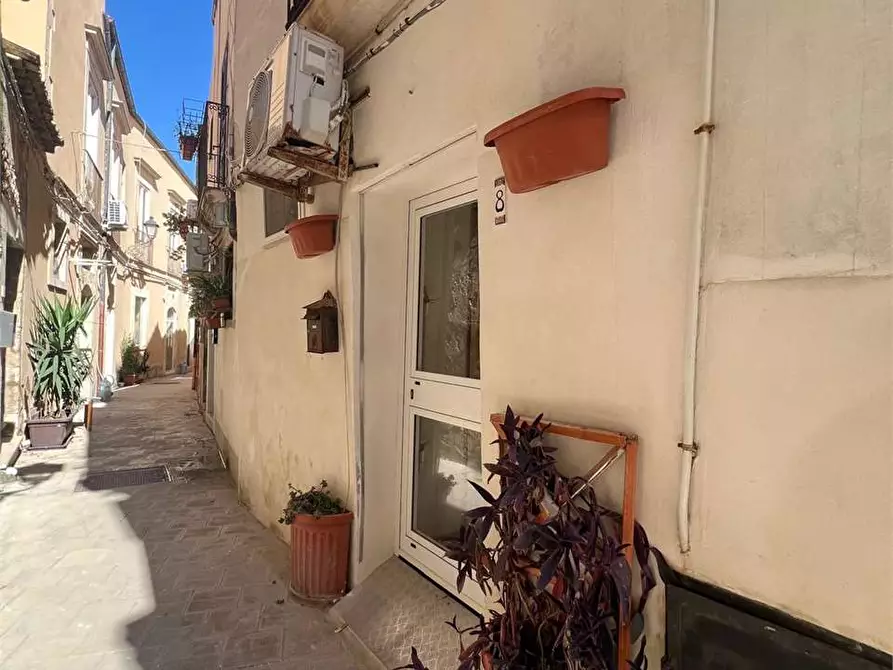 Immagine 1 di Casa indipendente in vendita  a Siracusa