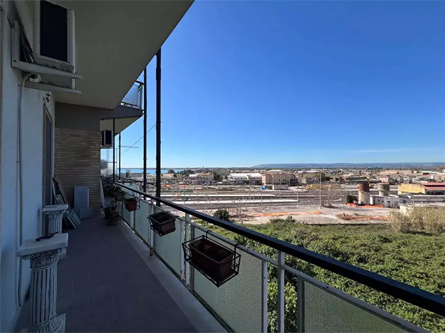 Immagine 2 di Appartamento in vendita  a Siracusa