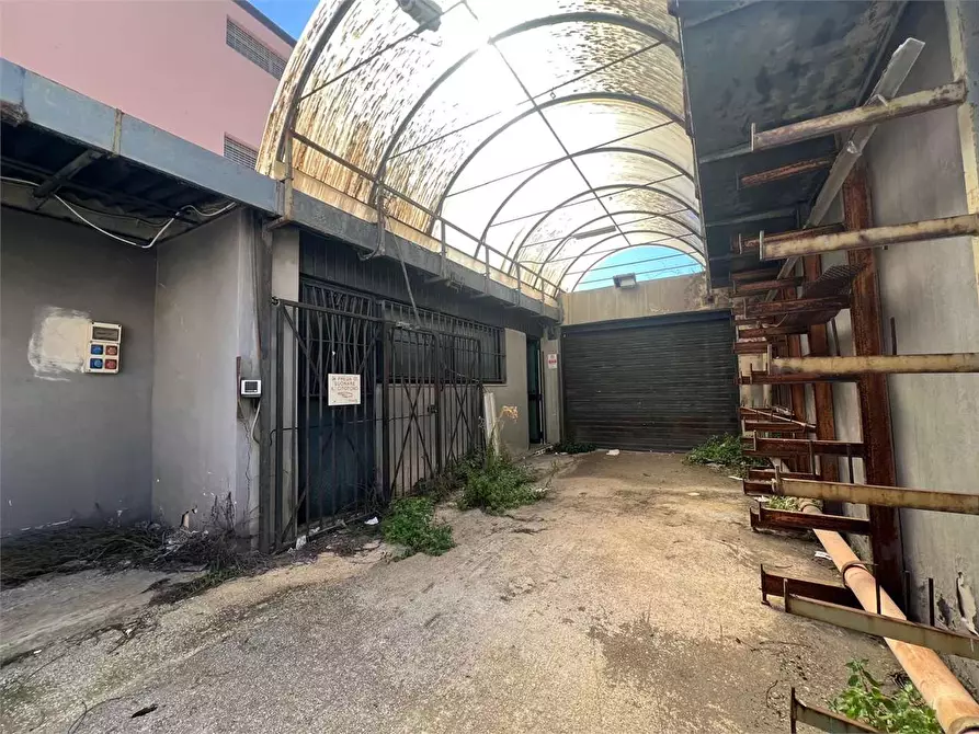 Immagine 4 di Laboratorio in vendita  a Siracusa