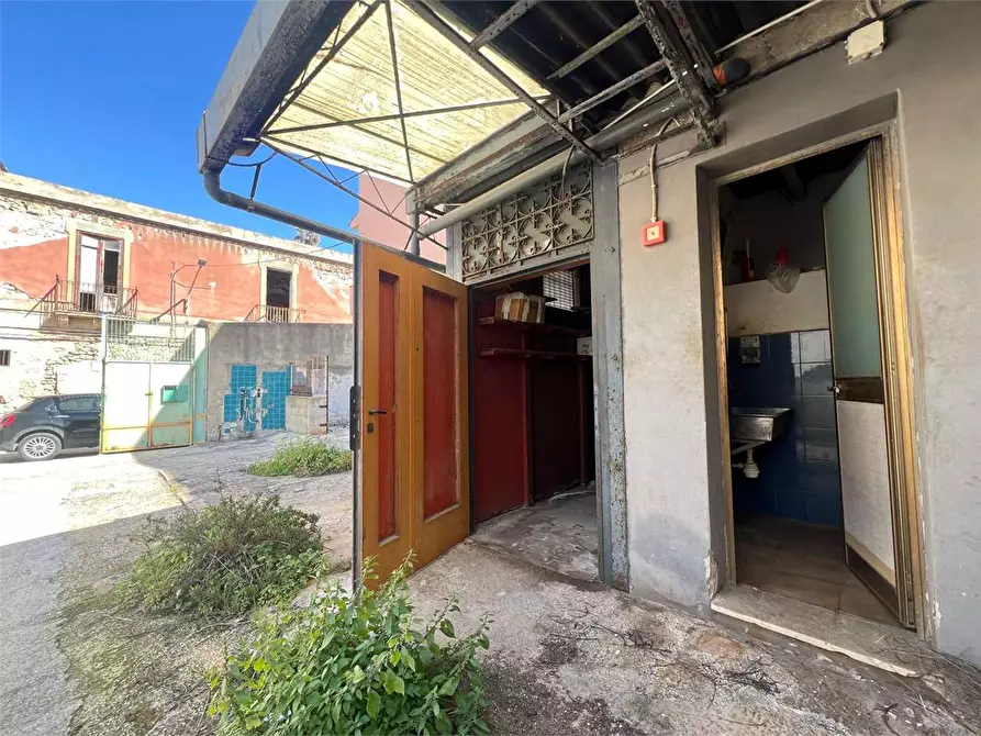 Immagine 5 di Laboratorio in vendita  a Siracusa