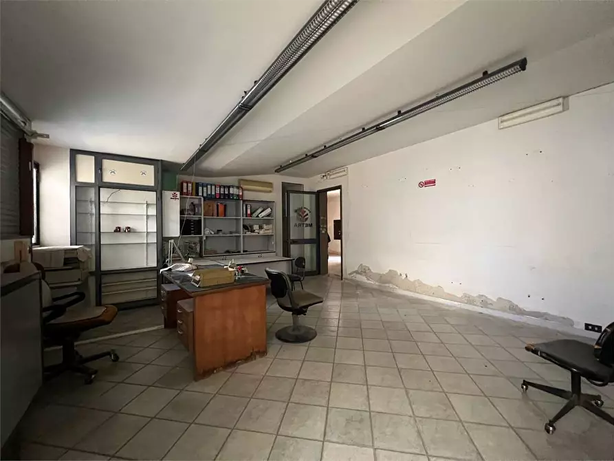 Immagine 8 di Laboratorio in vendita  a Siracusa