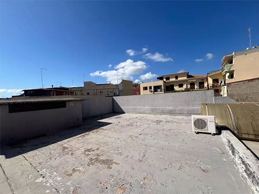 Immagine 28 di Laboratorio in vendita  a Siracusa