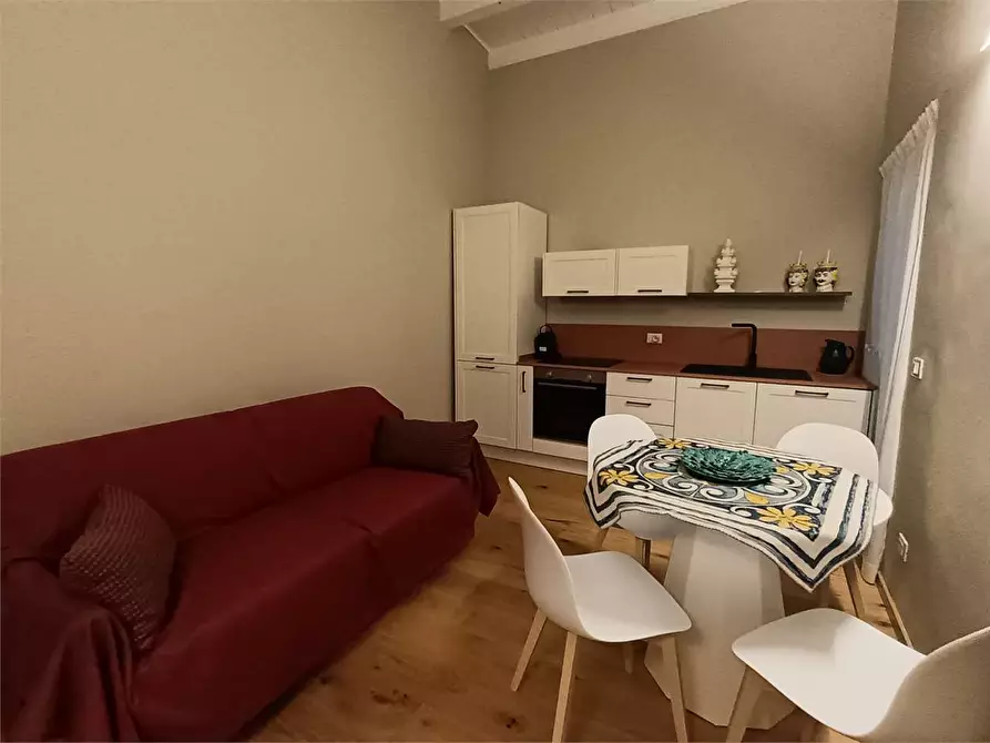 Immagine 2 di Appartamento in affitto  in piazza san filippo 1 a Siracusa