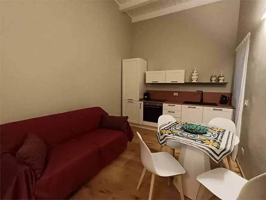 Immagine 4 di Appartamento in affitto  in piazza san filippo 1 a Siracusa