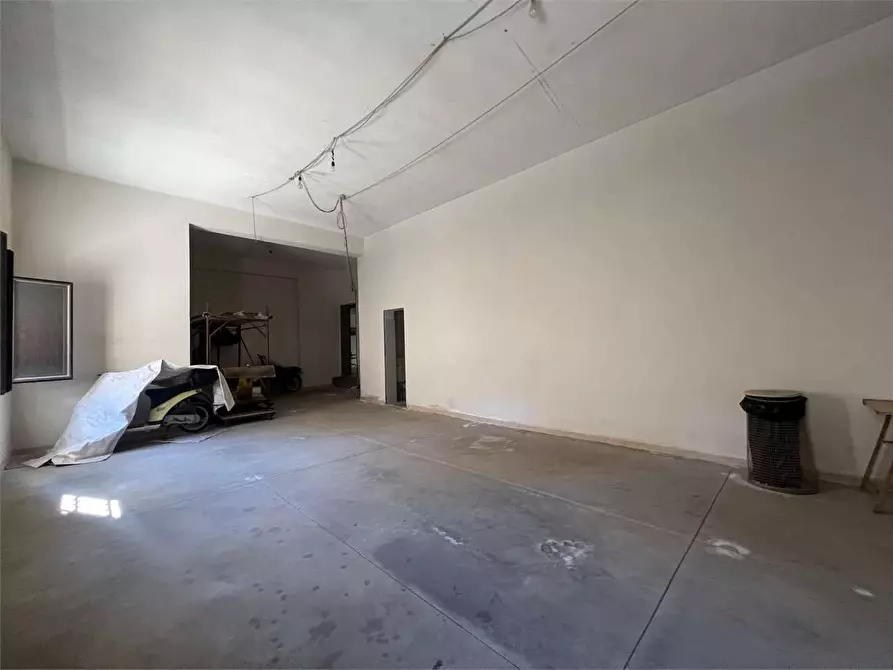 Immagine 5 di Laboratorio in vendita  in via bologna 1 a Siracusa
