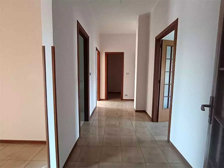 Immagine 13 di Appartamento in affitto  a Siracusa