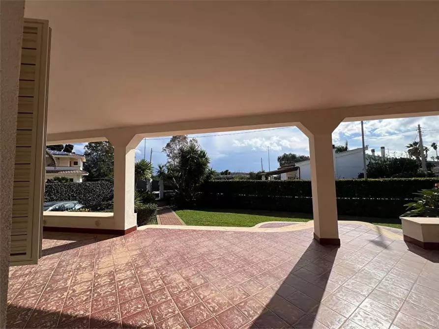 Immagine 6 di Villa in vendita  a Siracusa