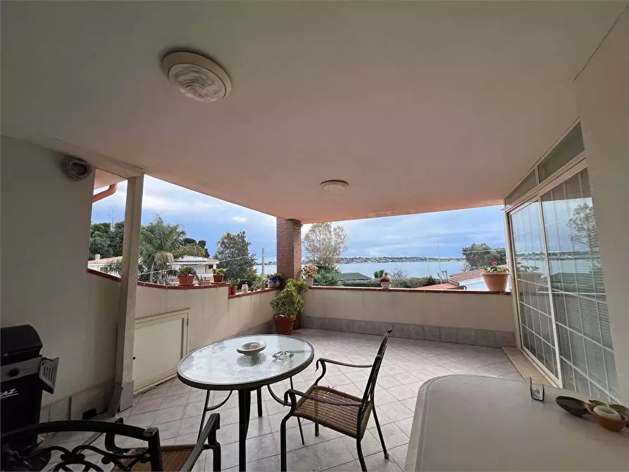 Immagine 31 di Villa in vendita  a Siracusa