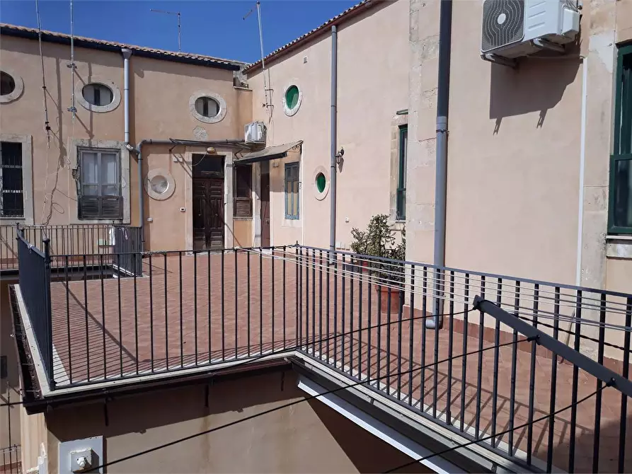 Immagine 15 di Appartamento in vendita  a Siracusa