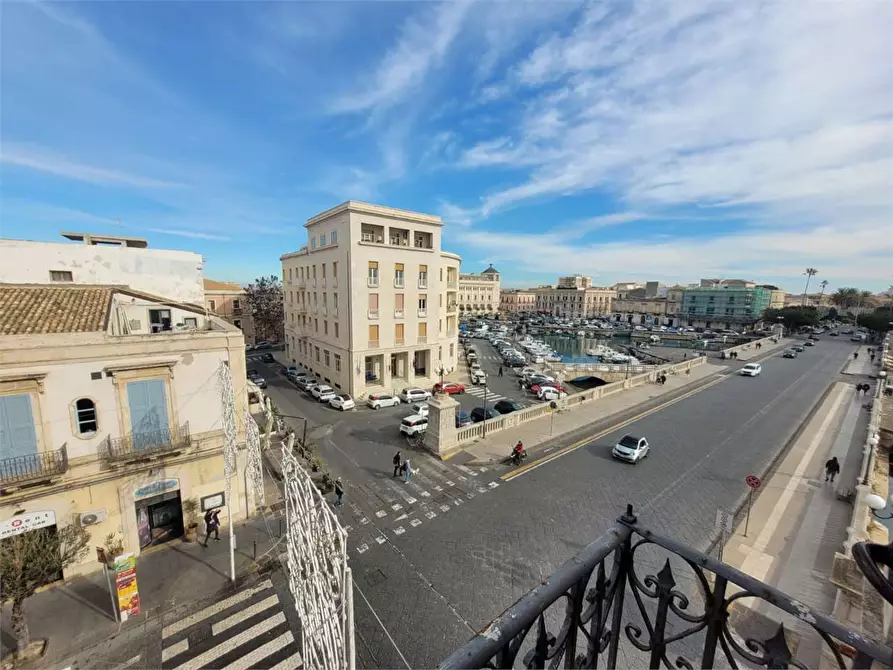 Immagine 43 di Appartamento in vendita  a Siracusa