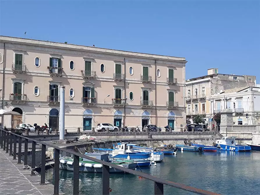 Immagine 46 di Appartamento in vendita  a Siracusa