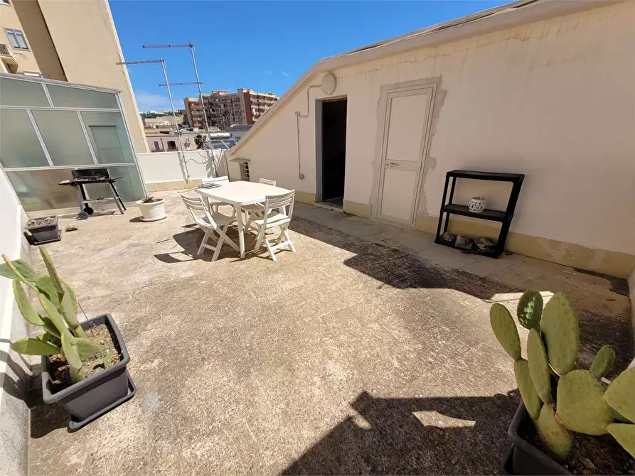 Immagine 1 di Appartamento in vendita  a Siracusa