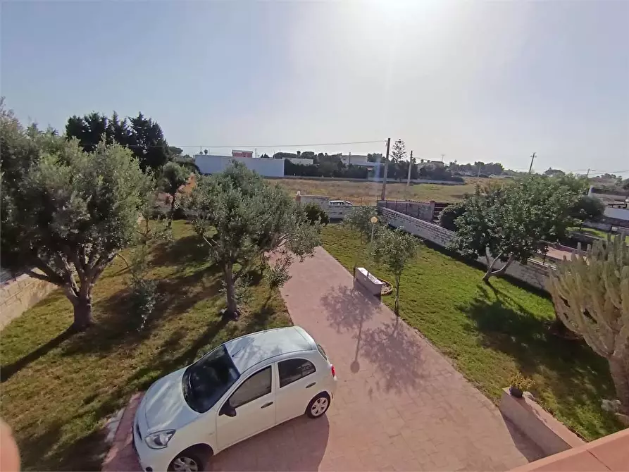 Immagine 17 di Villa in vendita  a Siracusa