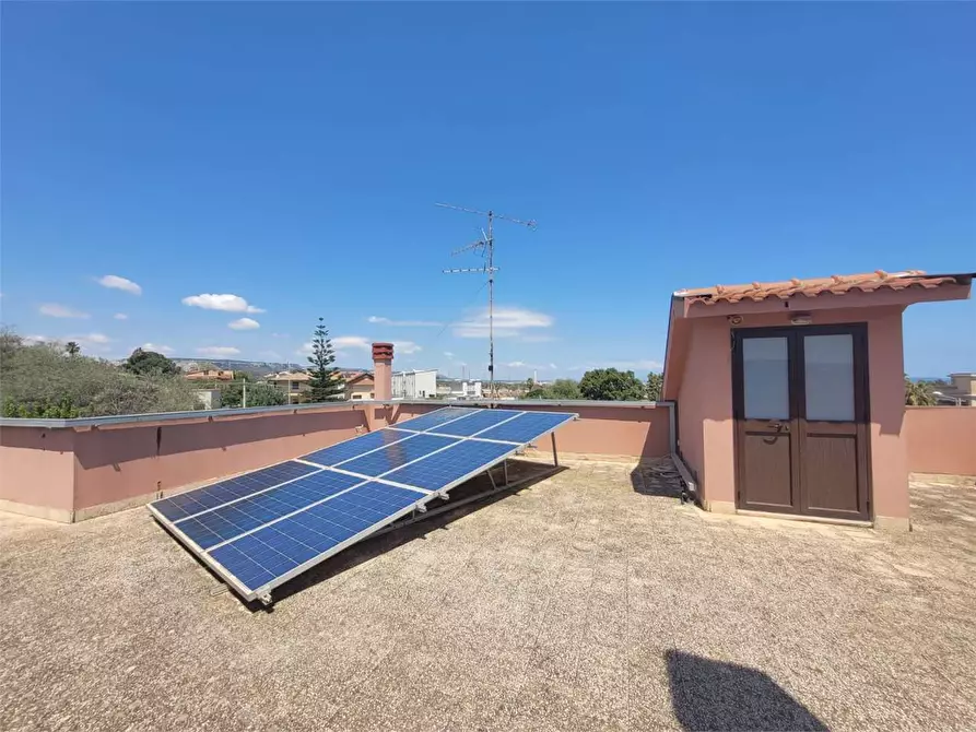 Immagine 9 di Villa in vendita  a Melilli