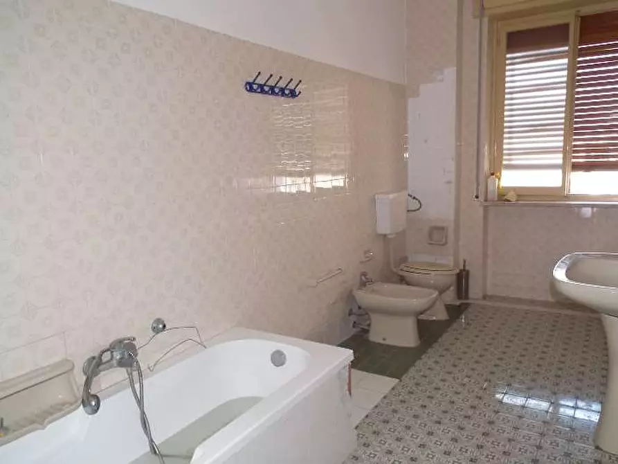 Immagine 15 di Appartamento in vendita  in Largo Dicone 1 a Siracusa