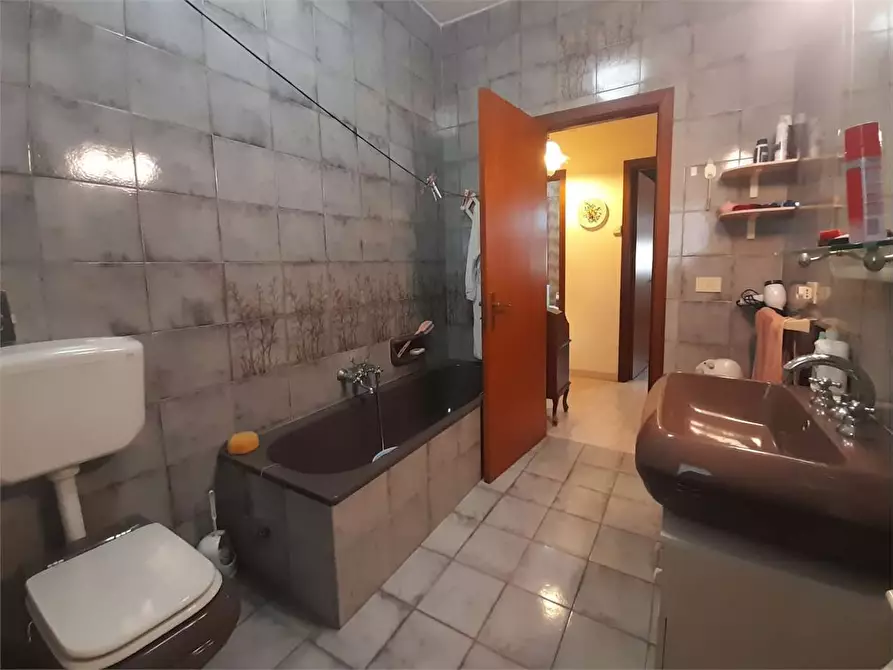 Immagine 9 di Appartamento in vendita  in via alcibiade 1 a Siracusa