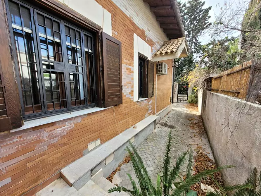Immagine 9 di Villa in vendita  a Siracusa