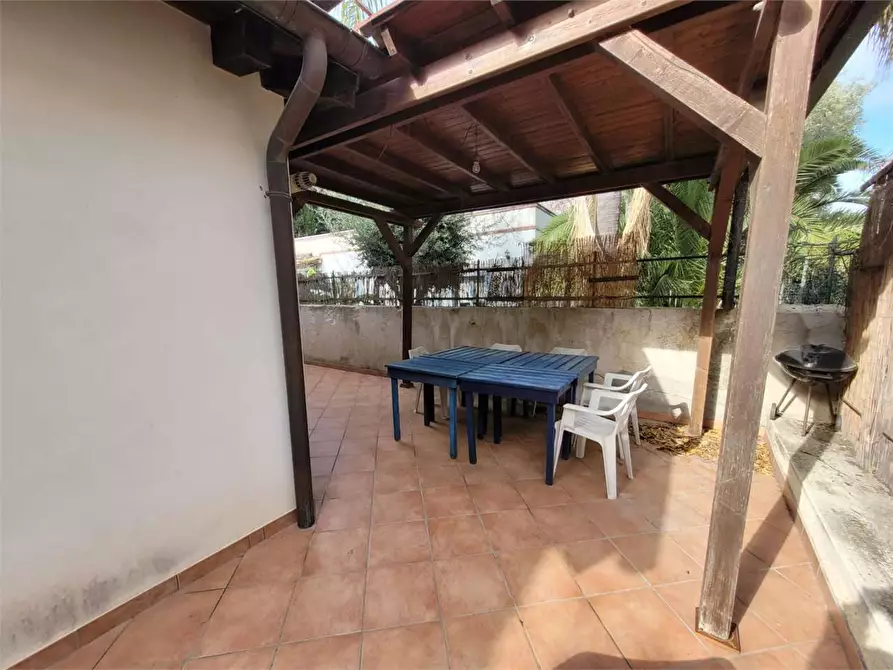 Immagine 11 di Villa in vendita  a Siracusa