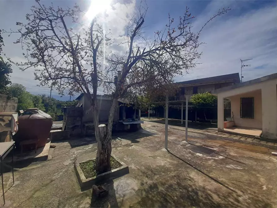 Immagine 8 di Villa in vendita  a Siracusa