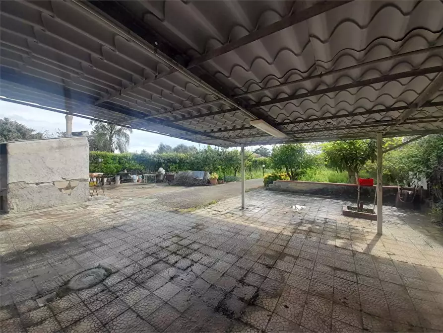 Immagine 9 di Villa in vendita  a Siracusa