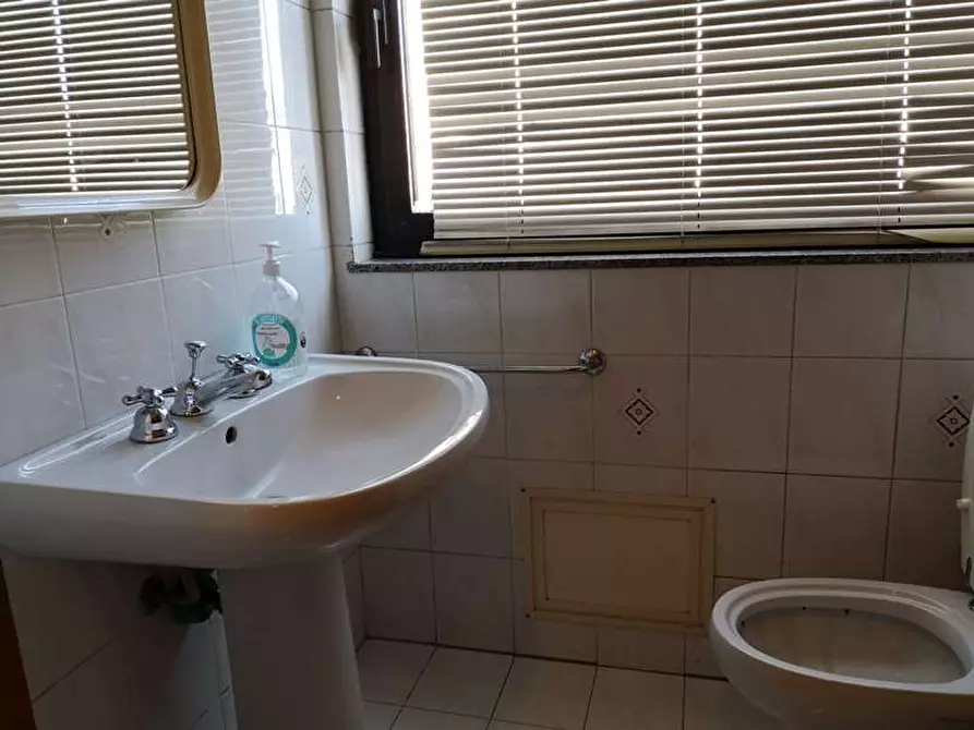 Immagine 10 di Ufficio in vendita  a Siracusa