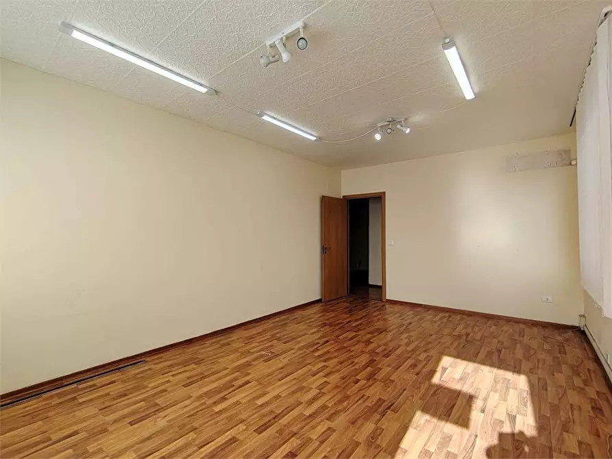 Immagine 5 di Ufficio in affitto  a Siracusa