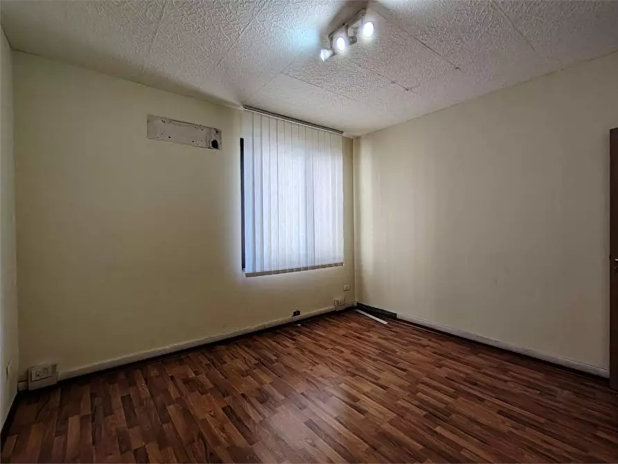 Immagine 12 di Ufficio in affitto  a Siracusa