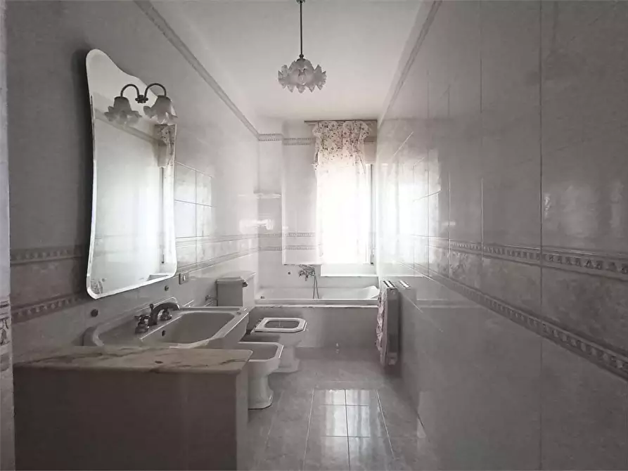 Immagine 11 di Appartamento in vendita  in via ferla 1 a Siracusa