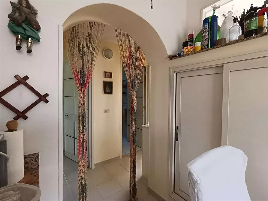 Immagine 5 di Villa in vendita  in via del berillio 1 a Siracusa